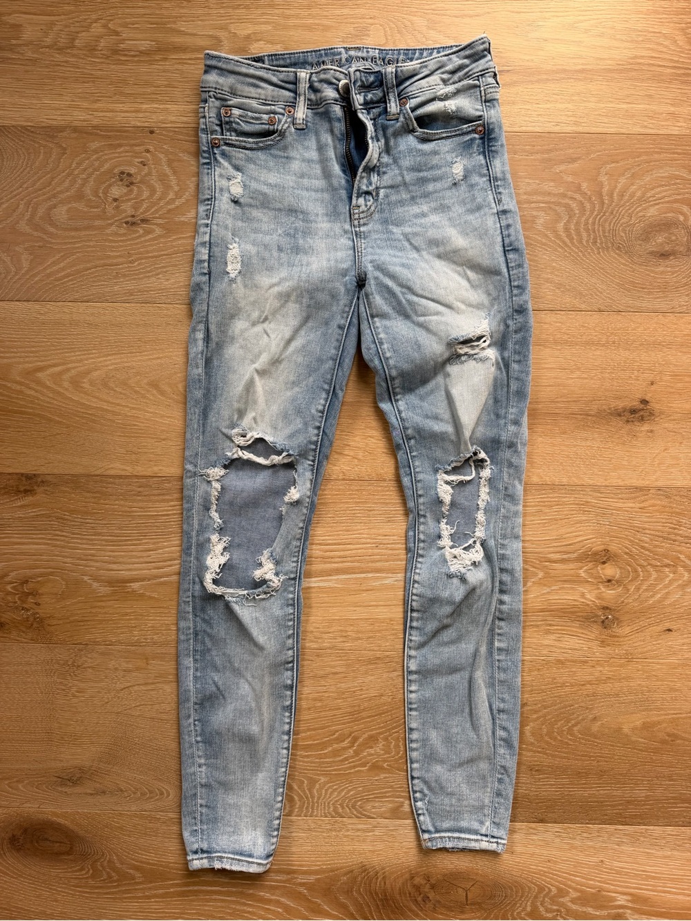 AE next level stretch Distressed Women's Skinny Jeans